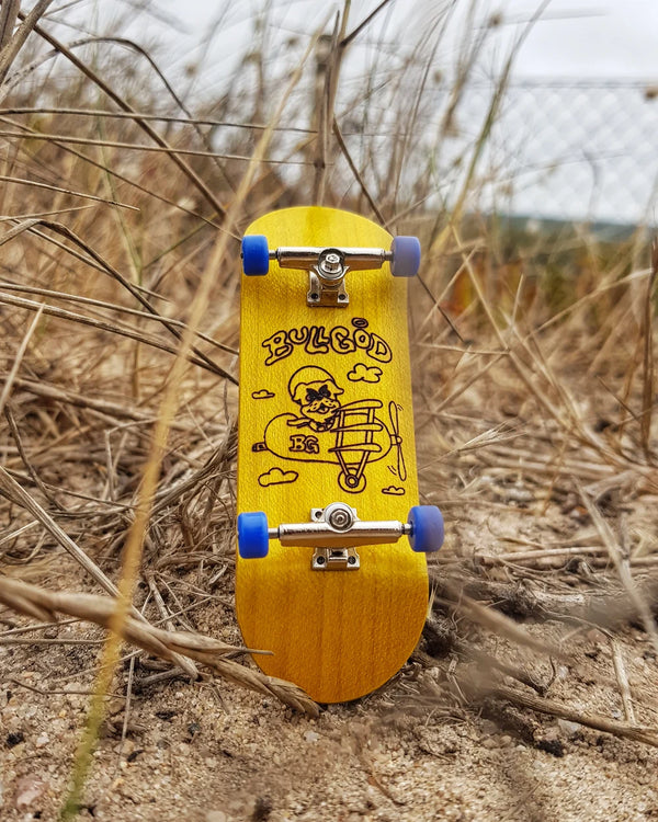 BULLGOD Mile High Professional Fingerboard Yellow; 34 mm