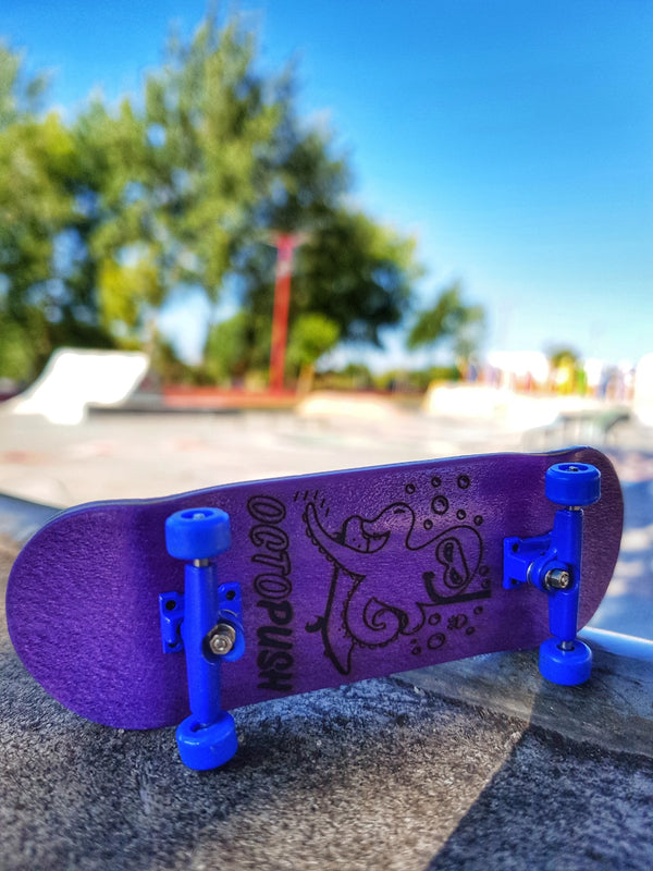 BULLGOD Octopush Professional Fingerboard Purple; 34 mm