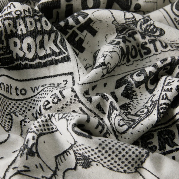 POLAR Picnic Blanket Newspaper White/Black